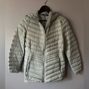 Land’s End Women’s L Grey Packable Long Jacket